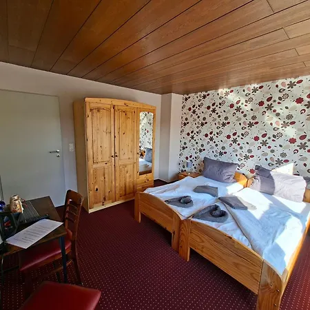 招待所 Gaestezimmer Zum Hackemack 3*