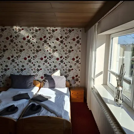 招待所 Gaestezimmer Zum Hackemack